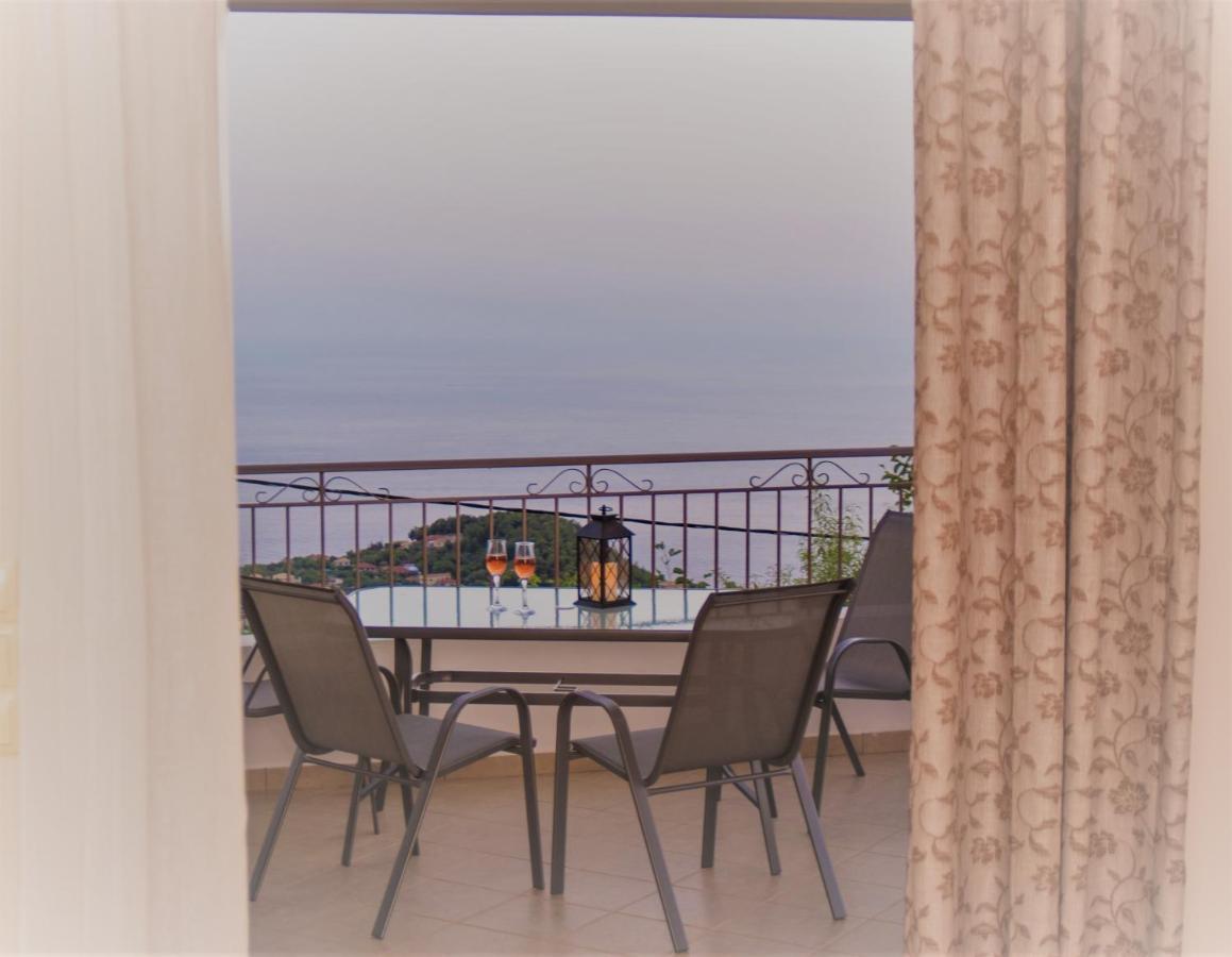 Lefkas Vacation House Exanthia Exterior photo
